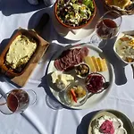 Agora 3*