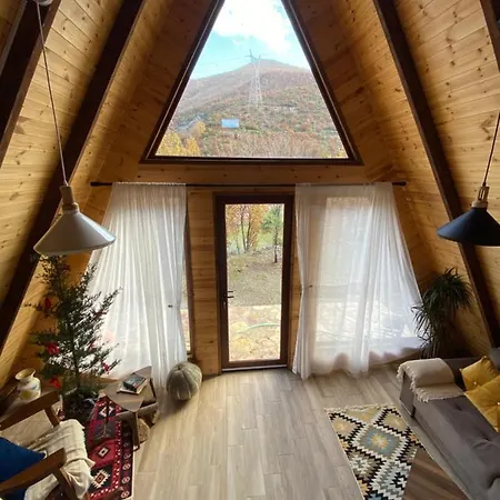 ゲストハウス Agora 4*