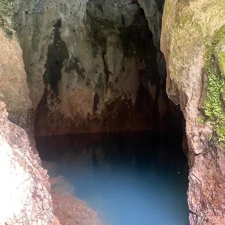 Agora Konukevi