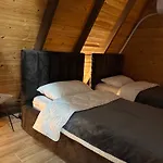 Agora Pensjonat Koman