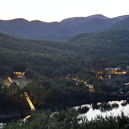 Konukevi Agora Koman